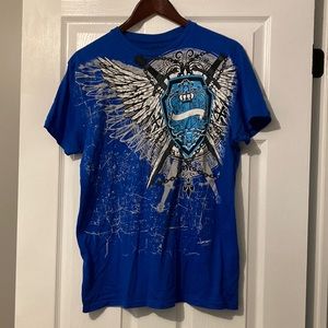 Urban heritage t-shirt.